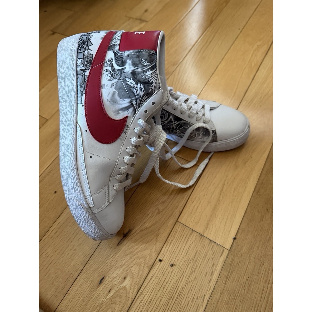 Vtg'09 NIKE 316397-161 BLAZER 'TATTOO' Men's Size 8 Red White Graffiti Sneakers‎
